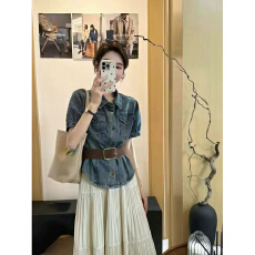 批发复古短袖薄款<b class='q'>牛仔</b>衬衫外套女夏季设计感气质百搭收腰显瘦短款衬衣