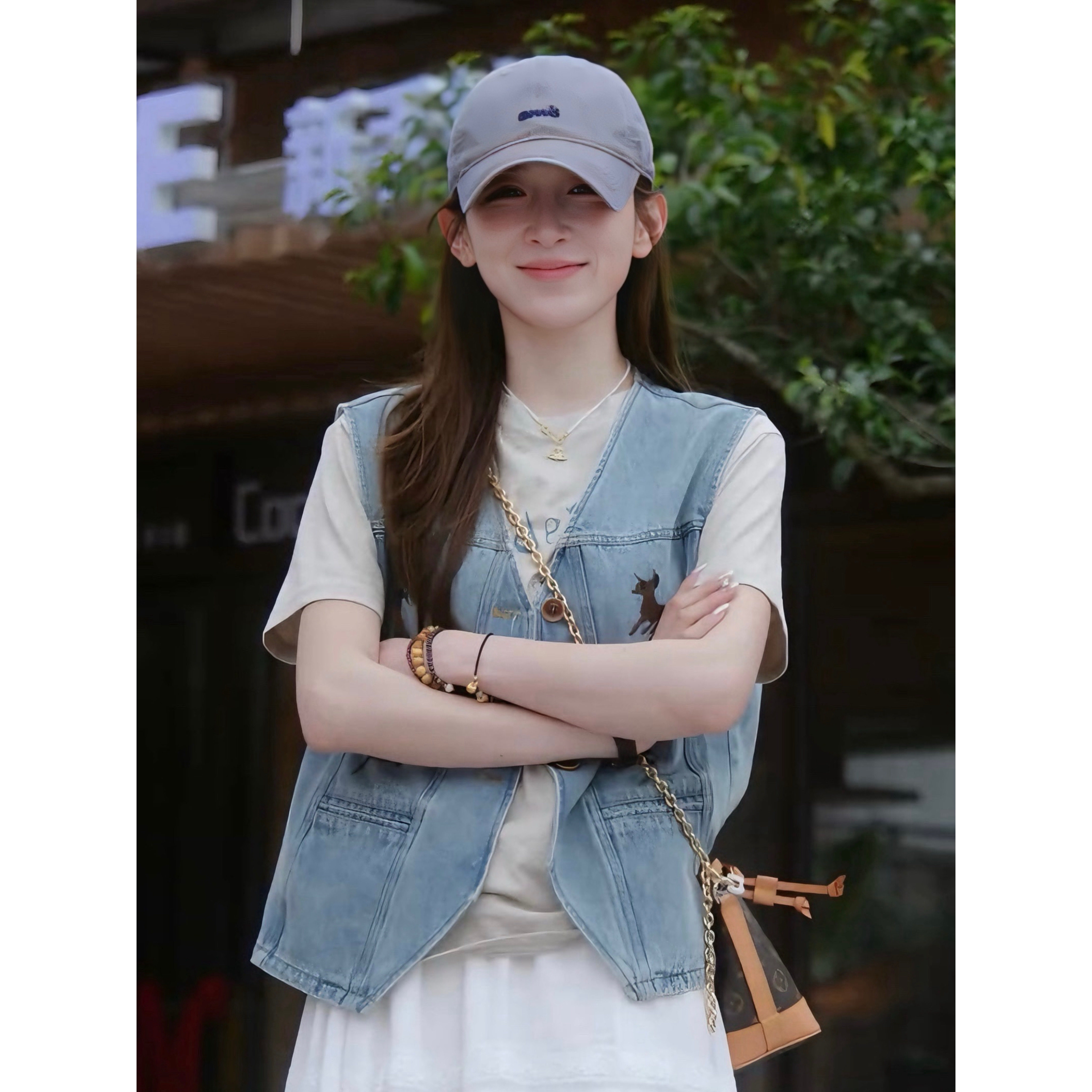 레트로 자수 데님 조끼 여자 루즈핏 어깨 스택 착용 조끼 자켓 디자인 센스 작은 키 봄 여름 새로운 트렌디