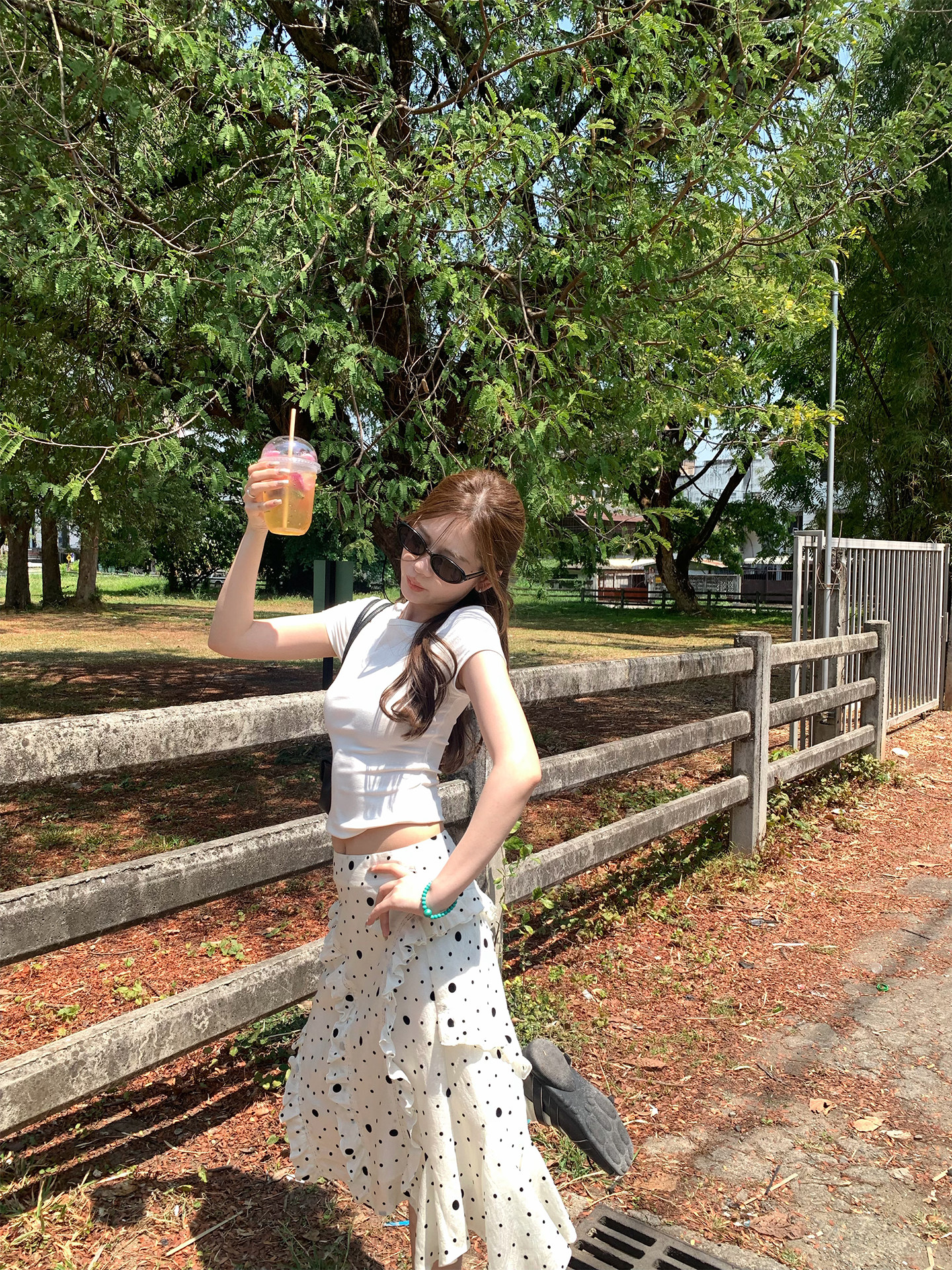 im ~까지 똑똑한 자르기 72 라이 경기 서울 식물 플러시 도트 무늬 중간 길이 스커트 우아한 불규칙 프릴 반신 스커트