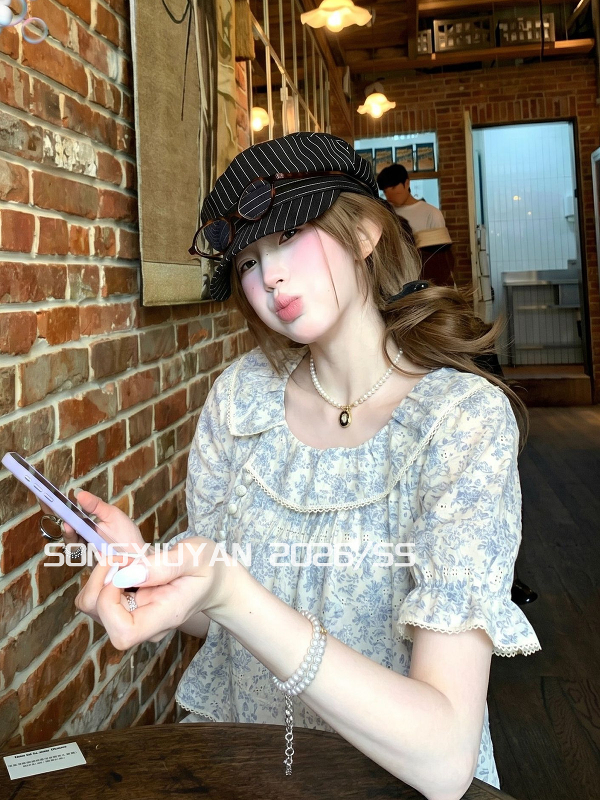 프랑스식 분위기 센스 꽃무늬 레이스 레이스 셔츠 연령 감소 소녀 센스 반팔 인형 셔츠