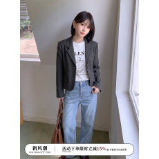 批发LAN DEUR柔屿光秋季<b class='q'>短款</b>西装休闲小众气质宽松显瘦通勤外套女