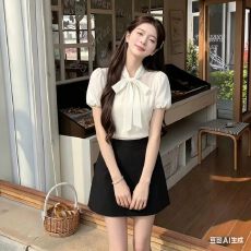 批发【两件套】小香风蝴蝶结泡泡袖上衣+裤套装韩系甜妹简约百搭套装