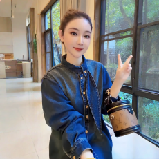 批发韩版时尚<b class='q'>牛仔</b><b class='q'>衬衫</b>女2025新款秋冬高级感气质百搭长袖<b class='q'>衬衣</b>外套上衣