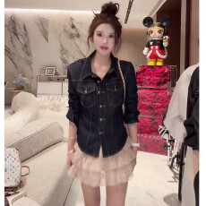 批发媛媛[假日单宁]<b class='q'>牛仔</b>外套女款春季2026新款复古原色<b class='q'>牛仔</b>外套女收腰