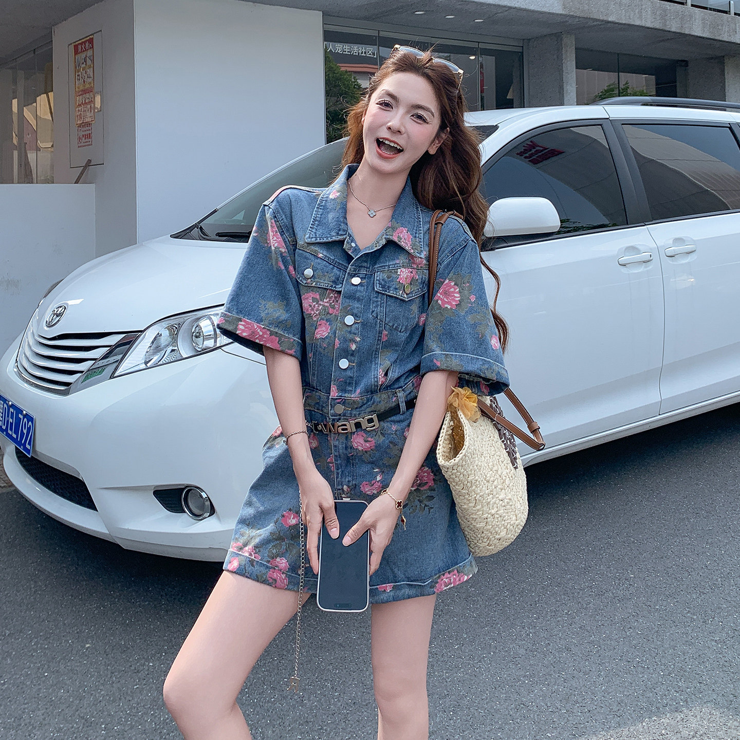 고유 한 Chic 장미 프린트 데님 올인원 반바지 여성 202 여름 레트로 달콤한 차가운 항구 바람 세련된 점프 슈트 바지