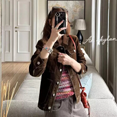 批发AKskylan美式复古工装风口袋翻领植绒牛仔外套女秋设计感<b class='q'>休闲</b>夹克