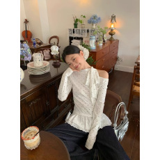 批发宋正恩白色波点露肩打底衫女修身蕾丝花边设计感内搭长袖T恤<b class='q'>上衣</b>