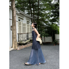 批发现实拍清冷设计感气质显瘦<b class='q'>牛仔</b>吊带裙+欧根纱半身裙+飘带三件套