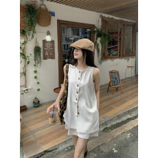 批发实拍实价 经典圆领排扣无袖<b class='q'>中长款</b>杏色背心上衣+杏色松紧腰短<b class='q'>裤</b>