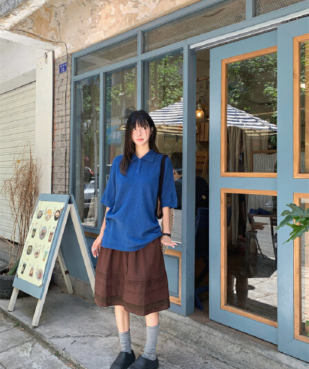 있음 선적 실사 느긋한 바람 POLO 칼라 톰 글 래 원인 블루 니트 맨위 커피 반신 스커트 중간 스커트