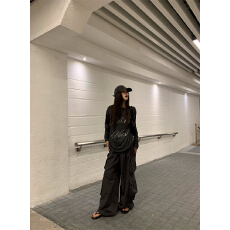 批发实拍实价 慵懒风宽松百搭灰色烫钻字母<b class='q'>长袖</b><b class='q'>T</b><b class='q'>恤</b>+灰色工装裤套装