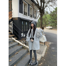 批发实拍实价布朗小熊<b class='q'>中长款</b>皮毛一体羊羔毛韩系宽松立领毛绒外套