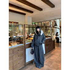 批发实拍实价 秋<b class='q'>冬</b>加厚简约连帽毛领卫衣+松紧腰阔腿裤麻灰套装