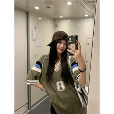批发已出货！实拍 夏季美式复古V领针织半袖T恤女宽松球衣风短袖上衣