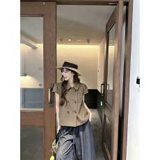 批发实拍实价 少女感娃娃领格子翻领毛呢短袖上衣外套+深蓝阔腿牛仔裤