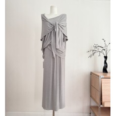 批发蝶宝嘻 松弛序章 天丝羊毛早春短袖<b class='q'>T</b><b class='q'>恤</b>上衣半身裙围巾针织套装女