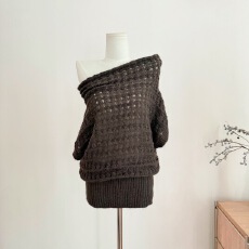 批发UNCMHISEX 复古咖色斜肩针织连衣裙女秋<b class='q'>冬</b>辣妹收腰打底衫包臀短裙