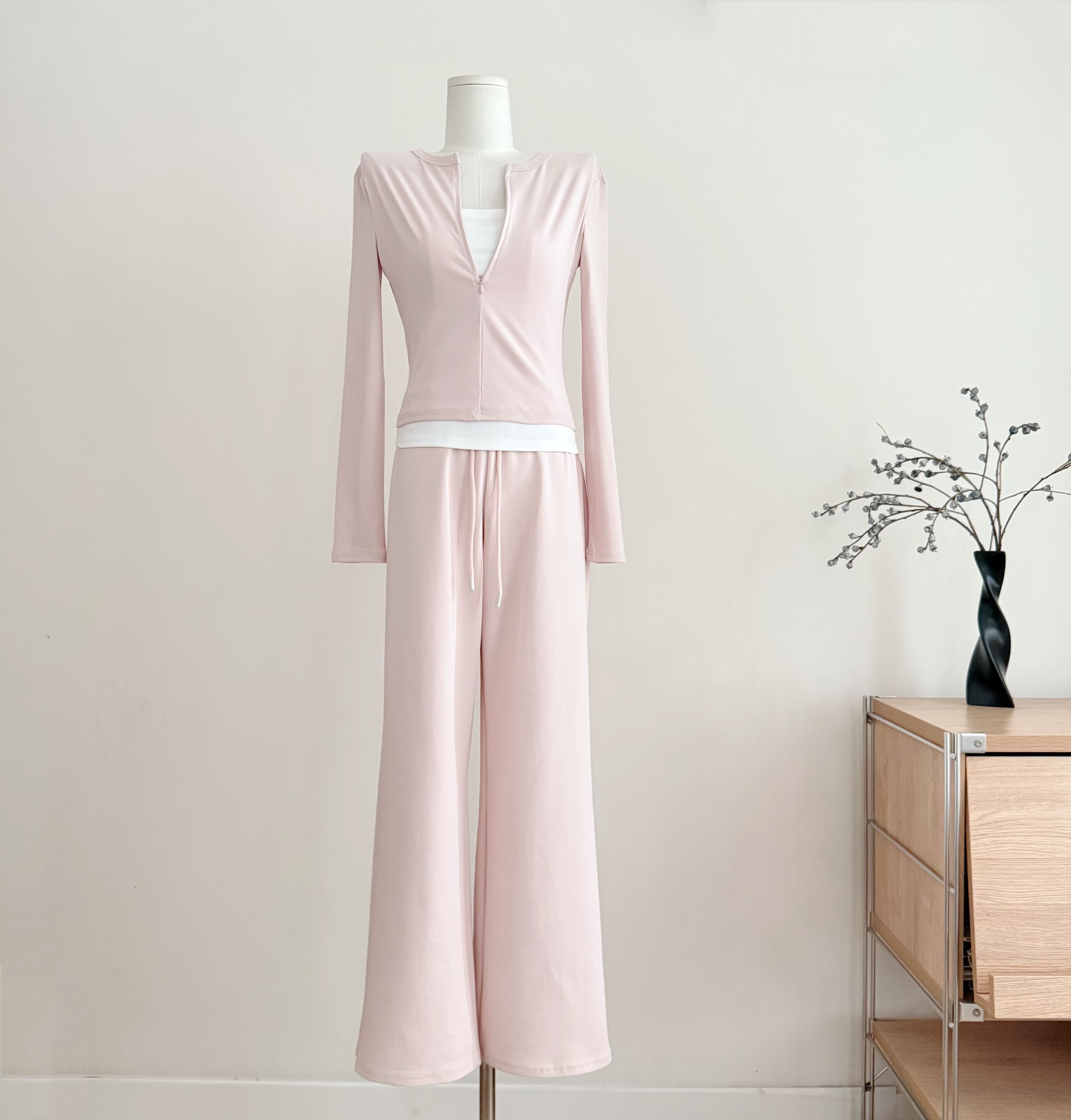 만약 언어 맞춤 빛 산소 일상 페이크 레이어드 배색 맨위 바지 세트 봄 새로운 몸매 가꾸기 캐주얼 바람