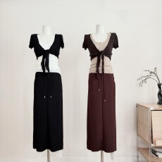 批发e go studio 超细针羊毛大U领开扣百搭显瘦毛针织背心女修身内搭