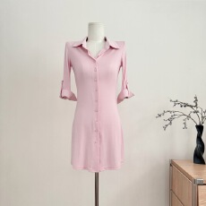 批发抖音yangzifan 嫩粉色polo领修身<b class='q'>喇叭袖</b><b class='q'>连衣裙</b>女夏短裙
