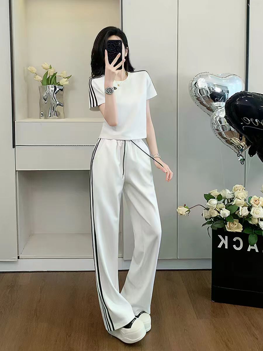 캐주얼 스포츠 슈트 여성 여름 고급 센스 측면 스트라이프 반팔 와이드 레그 팬츠 투피스 세트