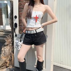 批发新款黑色收腰挺阔有型提臀辣妹显瘦热裤<b class='q'>牛仔</b><b class='q'>短裤</b><b class='q'>女</b>