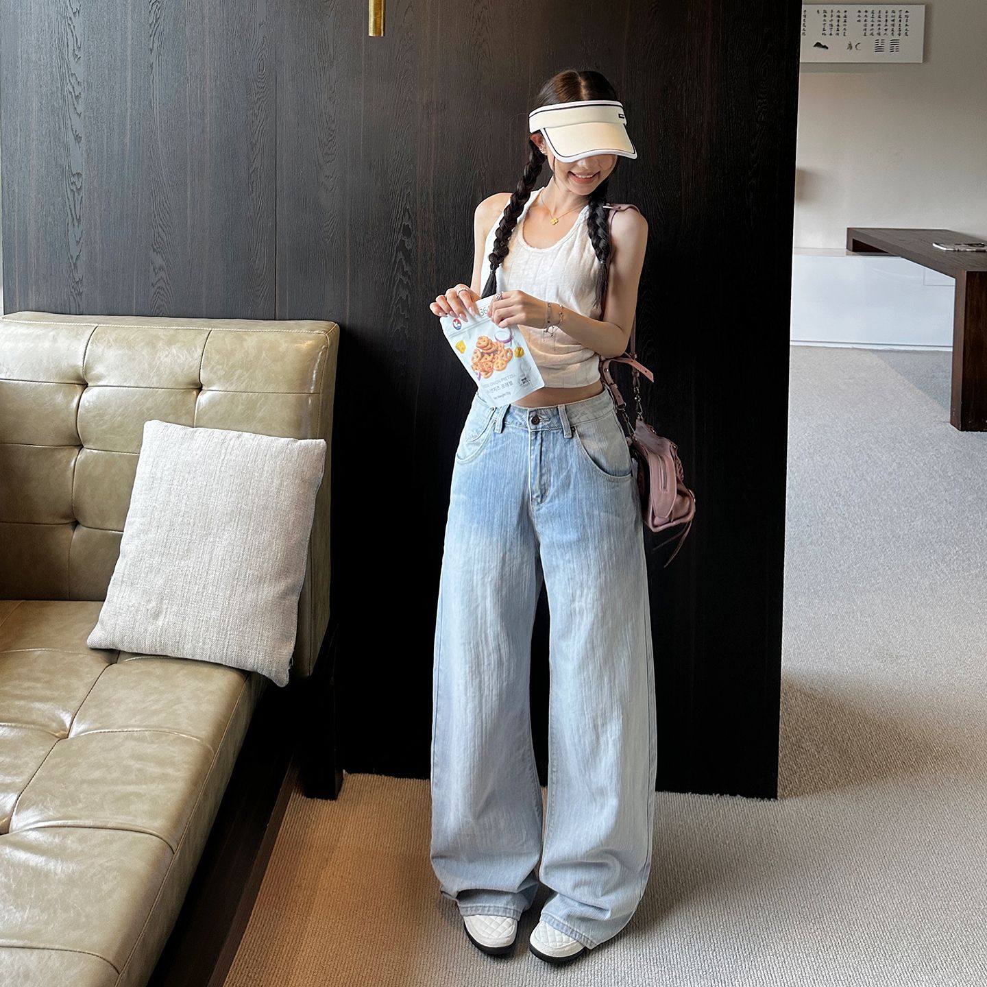 아메리칸 레트로 하이웨이스트 루즈핏 와이드 레그 팬츠 이후 부서 버클 디자인 센스 수 있습니다. 조정 모통이 칼 바지 청바지 여성