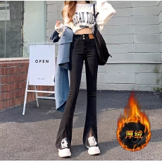 批发黑色开叉加绒牛仔裤女秋冬2025新款爆款高腰显瘦小个子微喇叭裤子