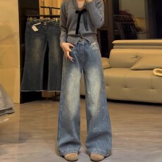 批发复古蓝色加绒闪钻牛仔裤女2025<b class='q'>秋</b>冬新款高腰宽松显瘦直筒阔腿裤子