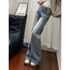 批发满天星<b class='q'>镶钻</b>设计感<b class='q'>牛仔裤</b>女2025冬巴黎爆闪宽松窄版加绒加厚拖地裤