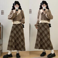 批发实拍~秋<b class='q'>冬</b>学院风针织毛衣美拉德假两件上衣高腰显瘦半身裙两件套