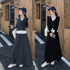 批发实拍 大码<b class='q'>秋</b>装假两件收腰撞色连帽上衣高腰显瘦半身裙休闲套装