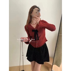 批发蝴蝶结喇叭长袖V领针织上衣<b class='q'>浙江</b>普苑毛衣<b class='q'>桐乡</b>高端嘉濮院衫