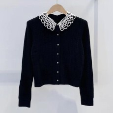 批发2025秋冬时尚设计感珍珠装饰针织<b class='q'>开衫</b>毛衣女装独特漂亮上衣