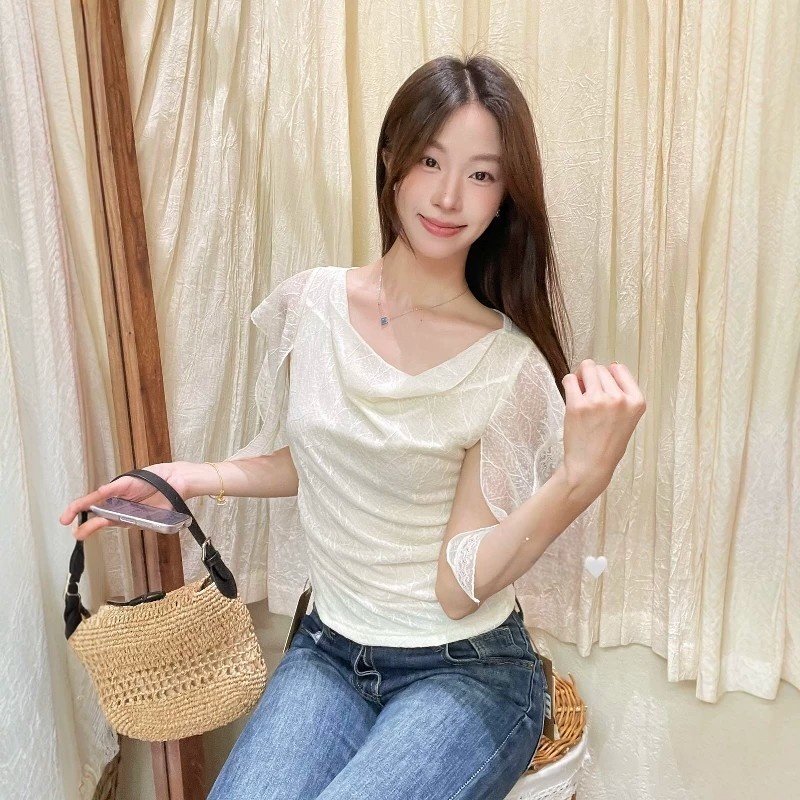 경관 그림 프랑스식 낭만주의 분위기 센스 레이스 조각 흔들다 칼라 작은 셔츠 여름 섹션 연령 감소 편안함 다용도 캐주얼 맨위
