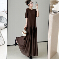 批发实拍新款 2026夏季设计感显瘦长裙 圆领短袖拼接飘逸<b class='q'>连衣裙</b>