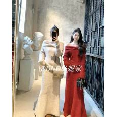 批发针织套装<b class='q'>女</b>冬季露肩长袖毛衣+半身羊毛裙两件套