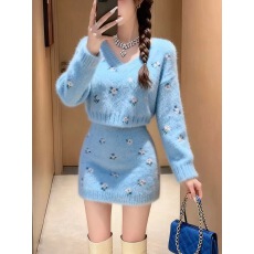 批发小个子秋冬新款软奶系V领针织套装<b class='q'>女</b>高级感显瘦毛衣<b class='q'>半身裙</b>两件套