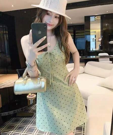 프랑스식 부드러운 바람 도트 무늬 슬립 여성 드레스 2026 새로운 품격 허리 수축 고유 한 Chic 달콤함 작은 치마