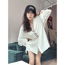 批发原版质量polo领<b class='q'>长袖</b>V领蕾丝衬衫外套女内搭