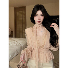 批发实价实价   氛围感飘带V领蕾丝荷叶下摆雪纺衬衫女<b class='q'>喇叭袖</b>收腰上衣