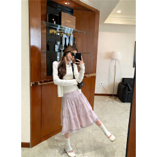 批发实拍 韩版温柔风显瘦木耳边波点蛋糕半裙