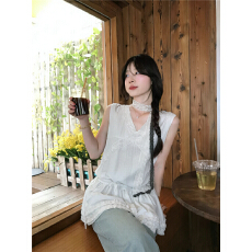 批发实拍 韩版百搭蕾丝花边<b class='q'>拼接</b>v领叠穿无袖背心抽绳<b class='q'>连衣裙</b>