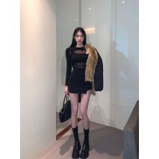 批发赫本风掐腰小黑<b class='q'>裙</b>高级感御姐穿搭小众不撞款连衣<b class='q'>裙</b><b class='q'>网纱</b>拼接包臀<b class='q'>裙</b>