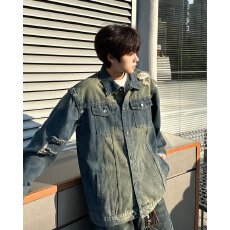 批发实拍实价做旧破洞牛仔<b class='q'>外套</b>男款秋冬款潮牌高街情侣美式<b class='q'>夹克</b>上衣服