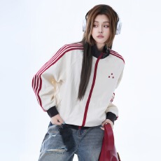 批发秋季美式休闲运动<b class='q'>短款</b>立领外套女宽松廓形撞色简约薄款夹克潮