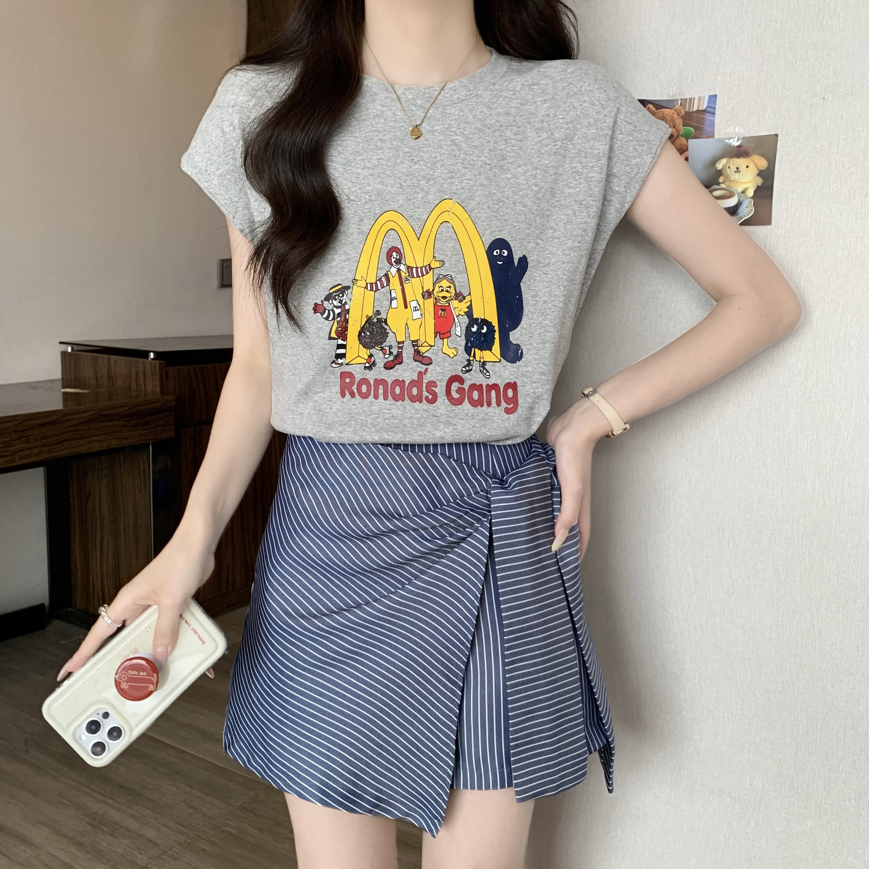MY11036# 大码女装美式卡通印花T恤+不规则休闲减龄条纹裤裙两件套女...