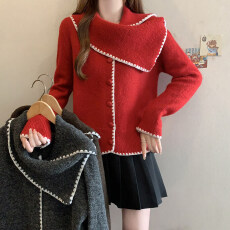 批发实拍<b class='q'>大码</b>女装小香风围巾氛围感单排扣针织毛衣胖MM软糯百搭上衣