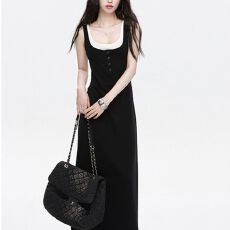 批发韩系黑色<b class='q'>背心</b>吊带连衣裙子女夏季今年新款高级感气质收腰包臀长裙