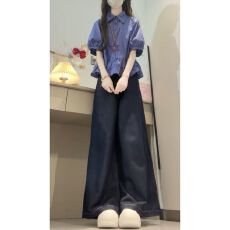 批发2026夏季新款法式复古<b class='q'>格子</b>泡泡袖衬<b class='q'>衫</b>上衣搭配阔腿牛仔裤两件套女